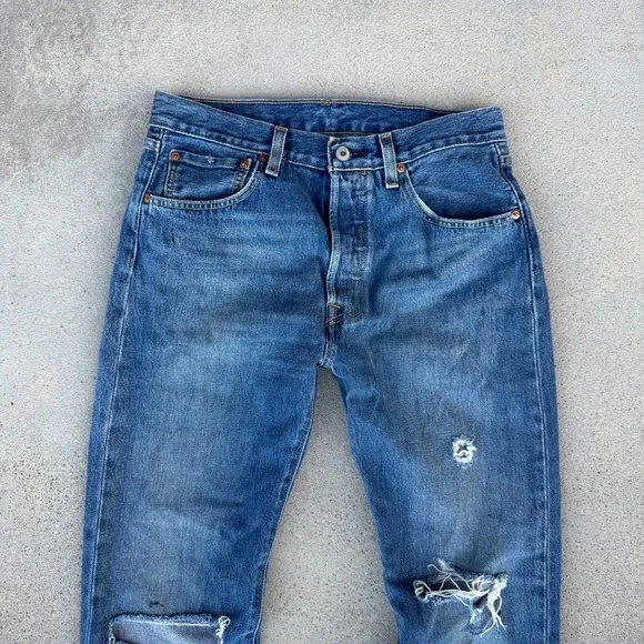 Levi's 501 93' Jeans Men's 32x30 Straight Leg Medium Wash Button Fly Cotton - Picture 3 of 11